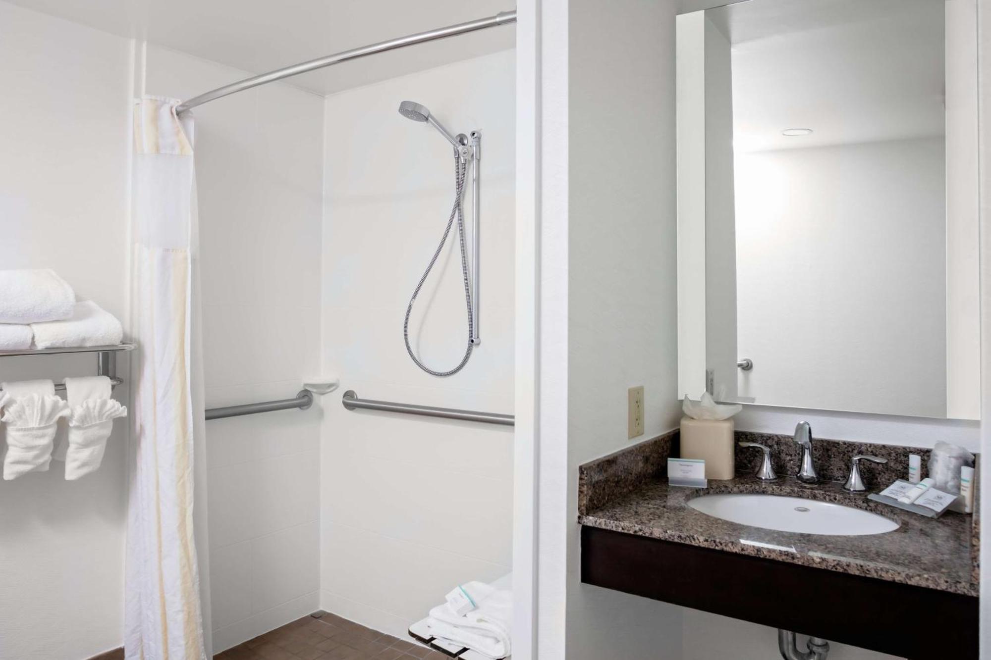 Hilton Garden Inn Atlanta Perimeter Center Данвуді Екстер'єр фото