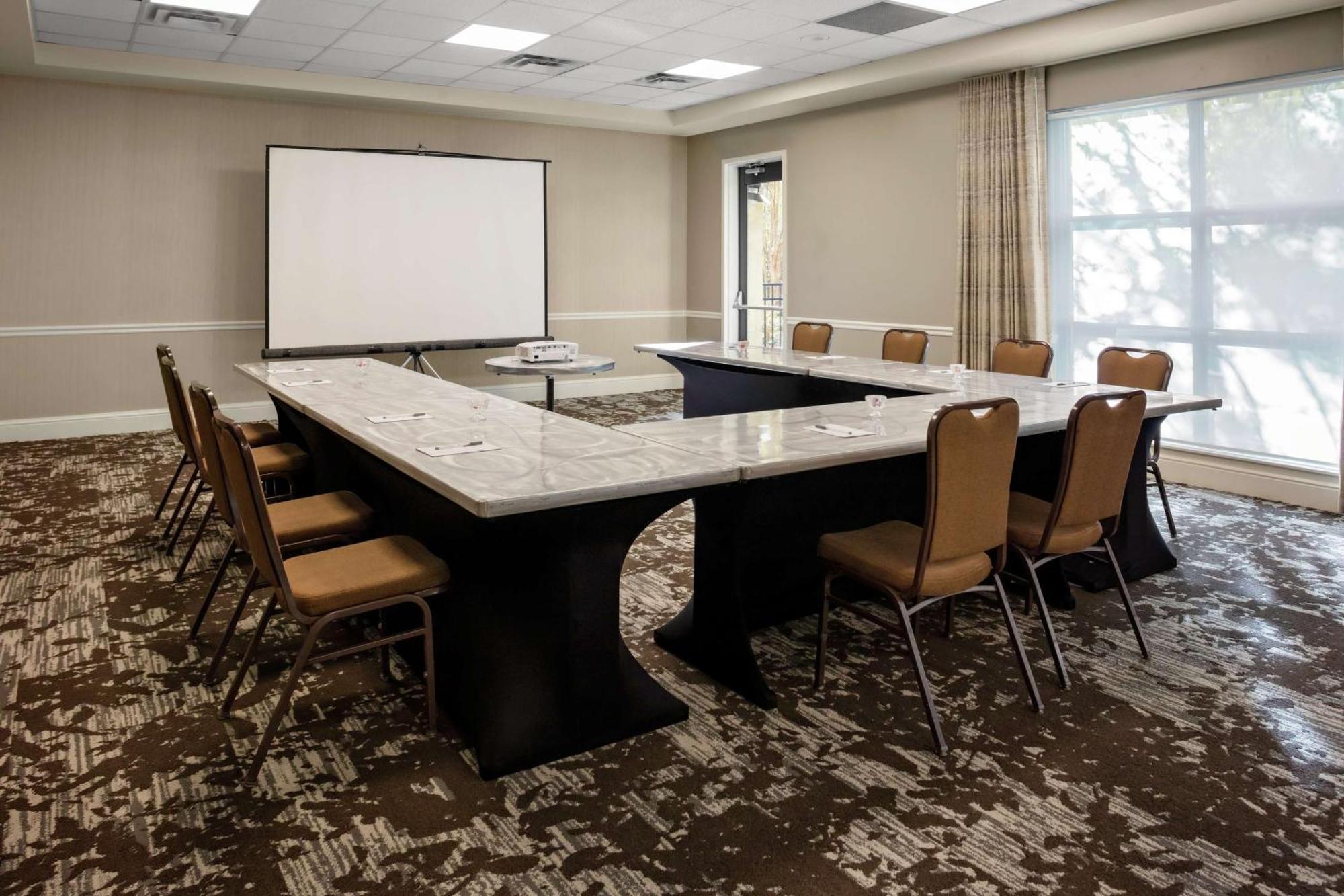Hilton Garden Inn Atlanta Perimeter Center Данвуді Екстер'єр фото