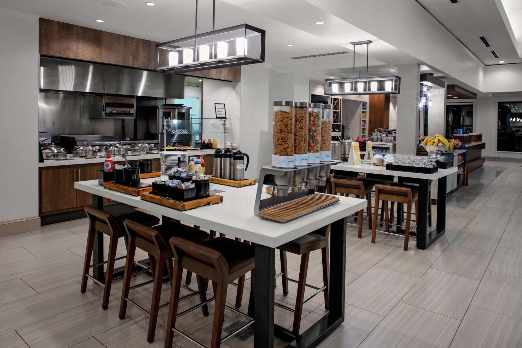 Hilton Garden Inn Atlanta Perimeter Center Данвуді Екстер'єр фото