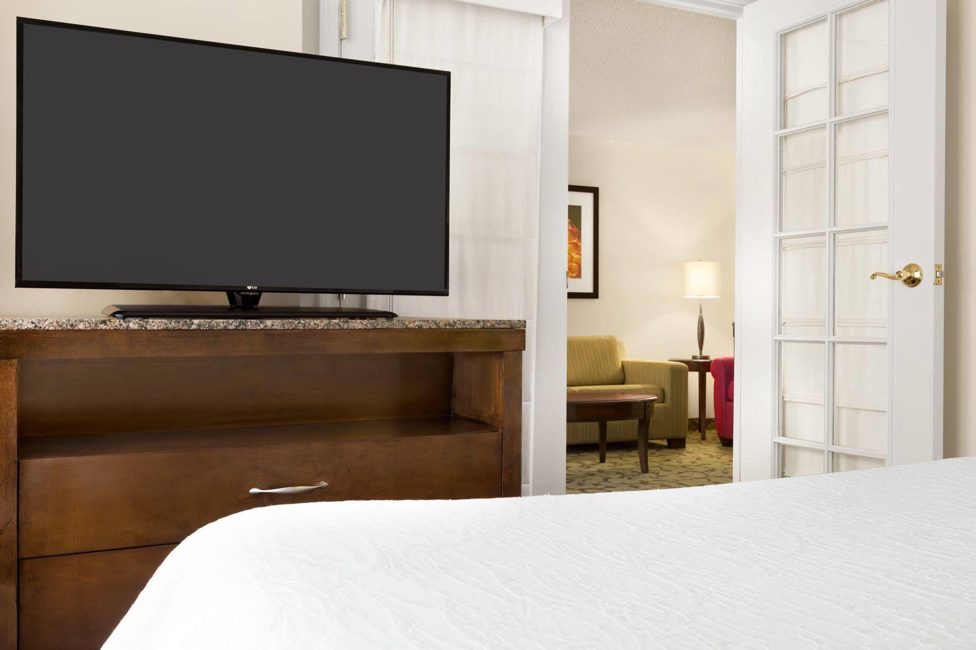 Hilton Garden Inn Atlanta Perimeter Center Данвуді Екстер'єр фото
