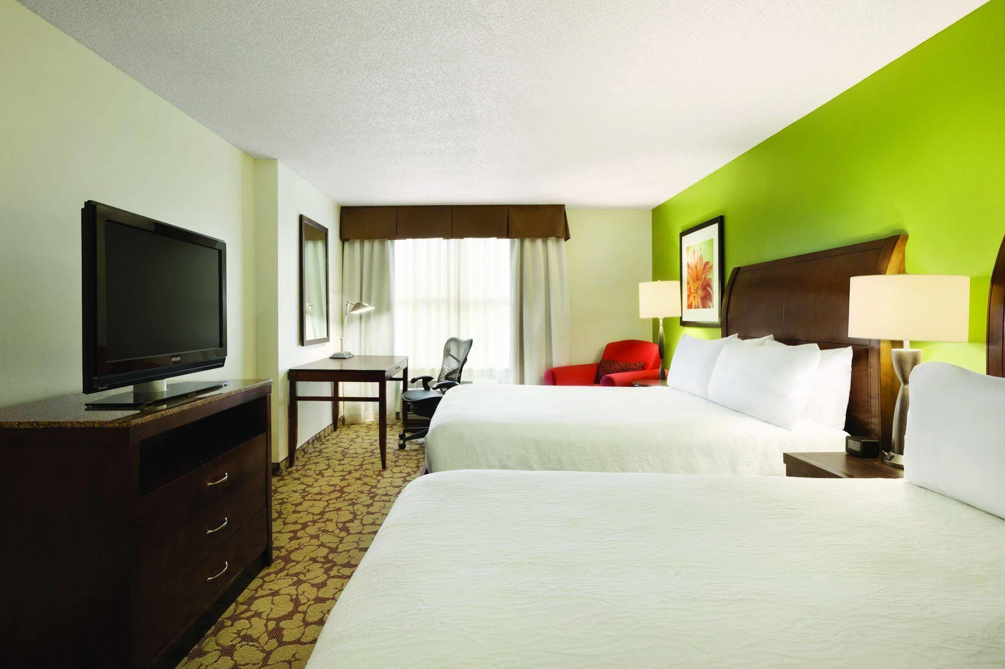 Hilton Garden Inn Atlanta Perimeter Center Данвуді Екстер'єр фото